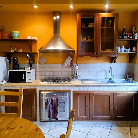 Dimora Del Pavone Holiday home *